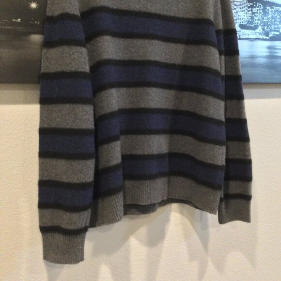 Magaschoni Men's 100% Cashmere Gray Blue Striped Crewneck Sweater Size M - Picture 5 of 9